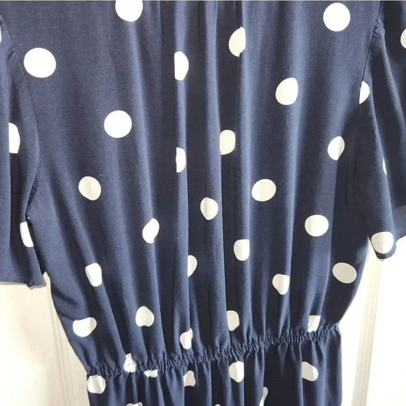 Loft brand navy blue dress‎ with white Polka Dots - Picture 10 of 12